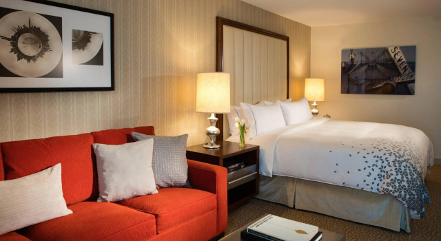 Двухместный номер Standard Renaissance Newark Airport Hotel