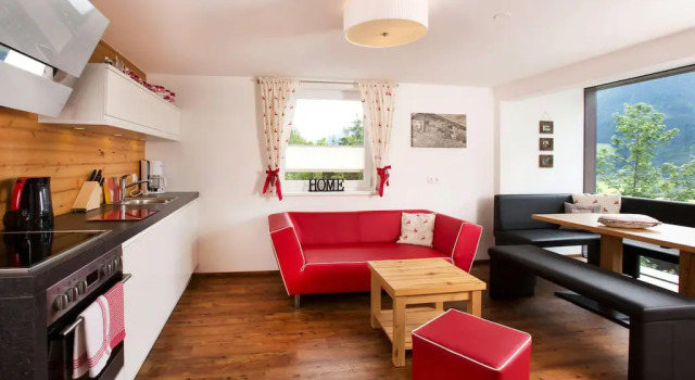 Apartment in Neukirchen with a balcony, Rezerwuj Apartament Hotele w Salzburg z parkingiem, Parking