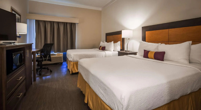 Четырёхместный номер Standard Spark By Hilton Fort Myers