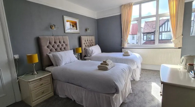 Sunnycroft Private Hotel, Забронировать Гостевой дом Гостевые дома Лландидно, рядом с Пирс Лландидно, Гостевой дом