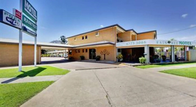 Raintree Motel