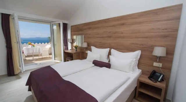 Двухместный номер Standard с балконом и с видом на море Hotel Biokovo