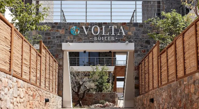 Volta Suites and Villas
