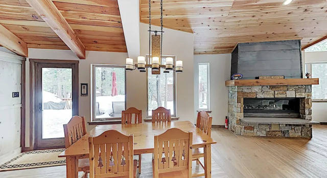 New Listing! Custom Alpine Home w/ Private Hot Tub home