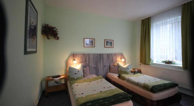 Pension Goerke, Prenota Hotel Laage Germania