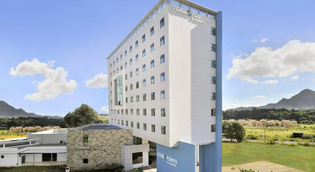 Hennessy Park Hotel