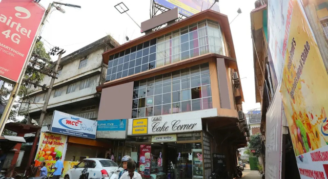 OYO 11715 MCC Guest House