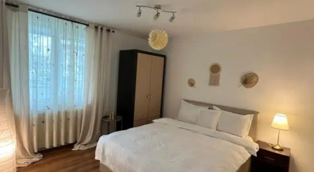 Scandinavia Apartament, Забронировать Апартаменты/квартира Отели Пьятра-Нямц с парковкой, рядом с Piatra Neamt Cable Car, Парковка