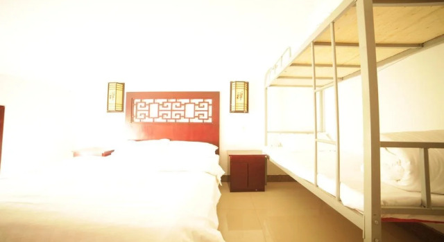 Kungfu Hostel(少林寺功夫客栈), Rezervovat Hotel Dengfeng Henan