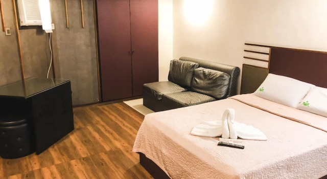 Номер Deluxe Town and Country Hotel V Mapa