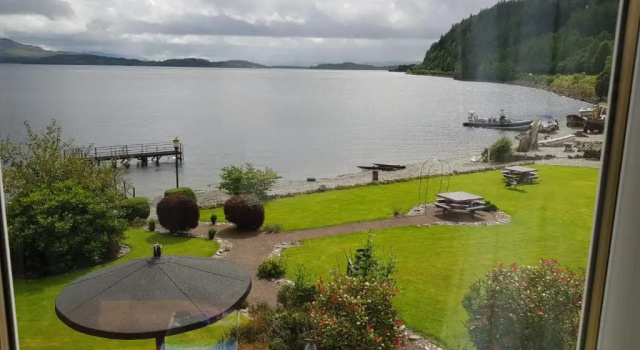 Коттедж с 3 комнатами Culag Lochside Self Catering