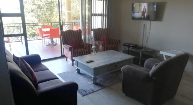 Portofino Unit 22, Забронировать Отель Отели Маргит с бассейном, Бассейн