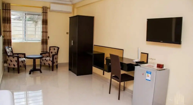 Eagles Nest International Hotel, Buchen Sie Hotel Tarkwa Western region