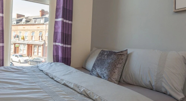 Modern Townhouse Cromwell Road, Забронировать Отель Белфаст Графство Антрим