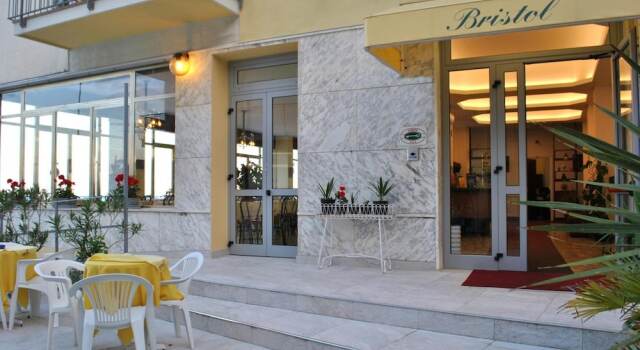 Hotel Bristol