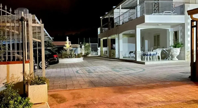 Villa cecilia, Rezerwuj Willa Hotele w Foresta Umbra z basenem, Basen