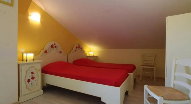 GiTE ROCHE-EN-RéGNIER, 4 PIèCES, 8 PERSONNES - FR-1-582-192, Забронировать Отель Рош-ан-Ренье Haute Loire