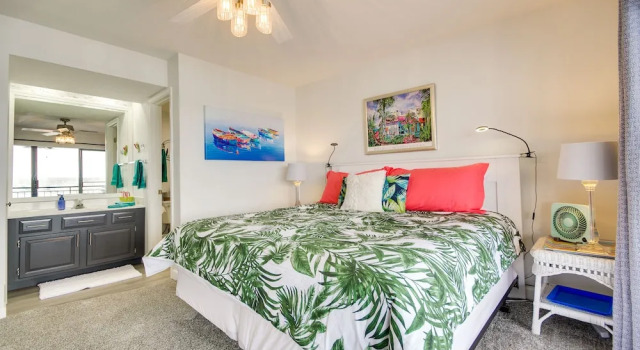 Lake of the Ozarks Vacation Rental w/ Lake Views!, Prenota Appartamento Hotel a Missouri con parcheggio, Parcheggio