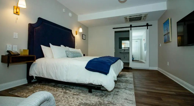 Номер Standard The Colonial Inn, an Ascend Collection Hotel