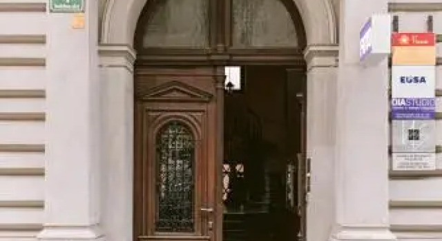 Fluxus Hostel, Забронировать Хостел Хостелы Любляна, рядом с Ljubljana Botanical Garden, Хостел
