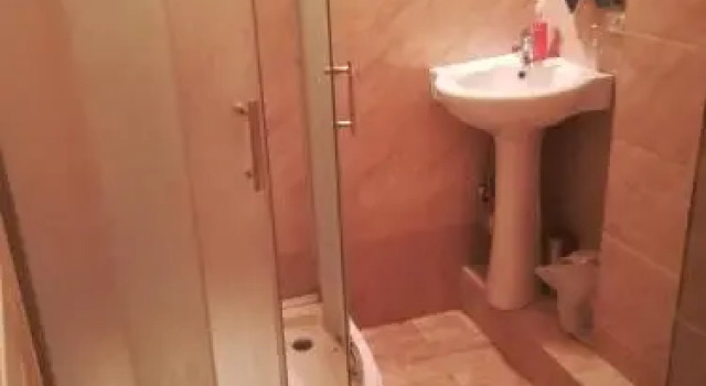 hostel sky, Забронировать Хостел Тбилиси Регион Тбилиси, рядом с Tеатр имени Марджанишвили