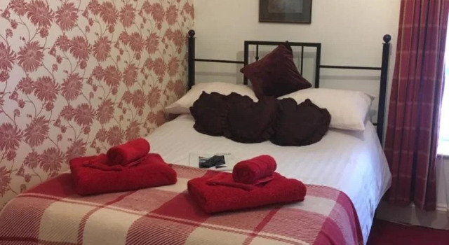 Holly Cottages Guest House