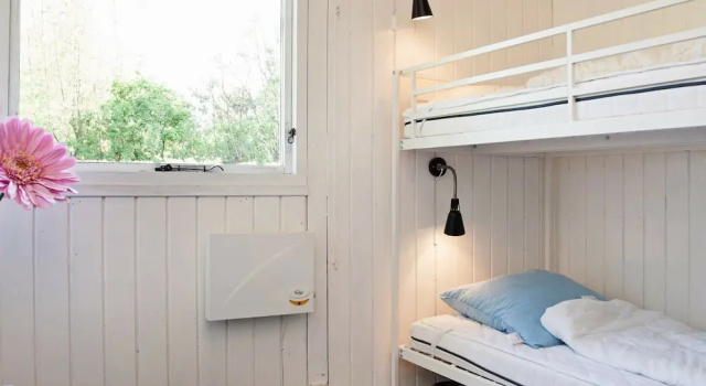 Modern Holiday Home in Nakskov Denmark With Terrace, Book Hotel 3-stjernede hoteller i Nakskov, 3*