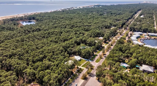 Коттедж Las Brisas -131 Bienville 3 Bedroom Home by RedAwning
