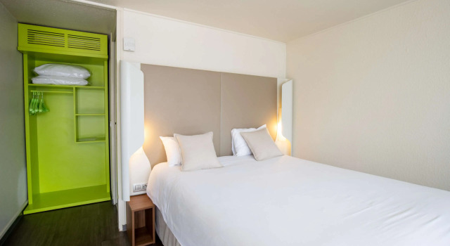Двухместный номер Standard Campanile Reims Ouest - Tinqueux