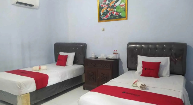 RedDoorz Syariah near Stasiun Pekalongan 3
