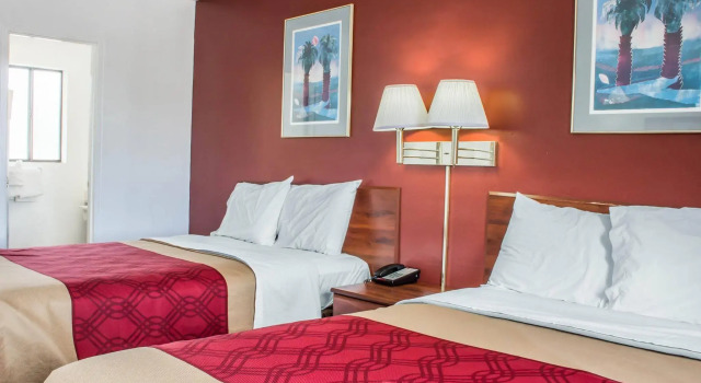 Econo Lodge University, Boek Hotel Hotels in Tucson met zwembad, Zwembad