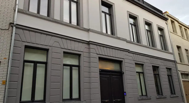 Homey Kortrijk K6, Забронировать Отель Отели Кортрейк с завтраком, рядом с Большой рынок, Завтраки