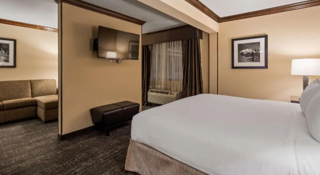 Люкс Best Western Plus Raton Hotel