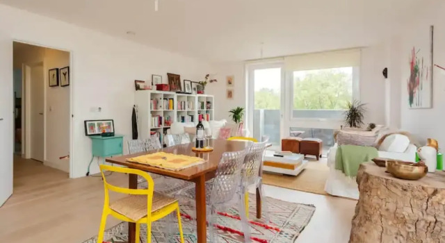 Eclectic 2 Bedroom Apartment in Shoreditch With a Balcony
