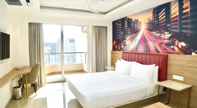Номер Business Alivaa Hotel Gurugram Sohna Road City Center
