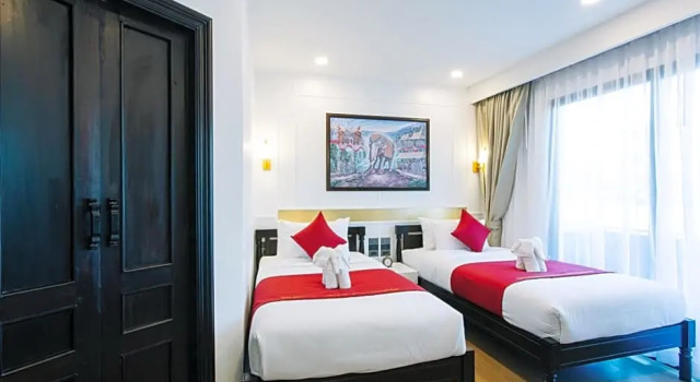 Четырёхместный номер Standard с балконом The Experience Walking Street Chiang Mai