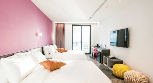 Четырёхместный номер Standard с балконом и с видом на море Funson Hotel