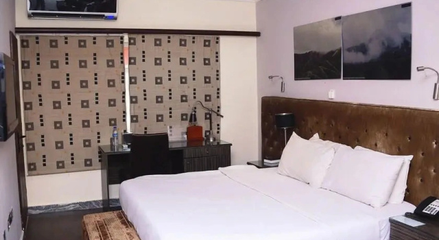 CapitalInn Plus Hotel, Rezervasyon Otel Ibadan otoparklı oteller, Otopark