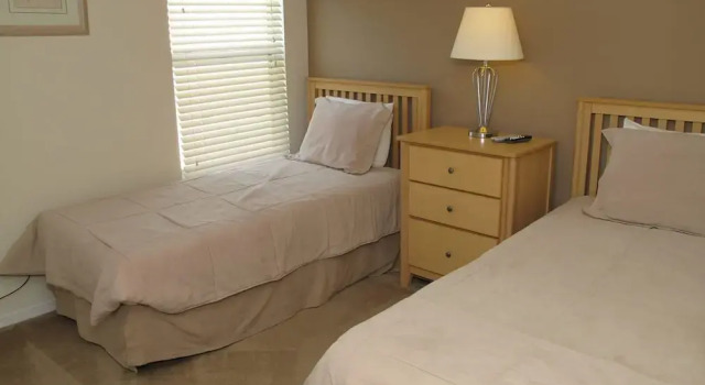 Grhlic2691 - Emerald Island Resort - 7 Bed 5 Baths House, Buchen Sie Resort Hotels in Four Corners mit Pool, Schwimmbad