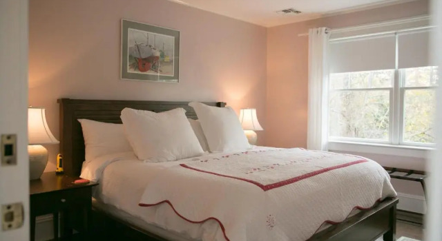 Двухместный люкс Deluxe Bridgehampton Inn