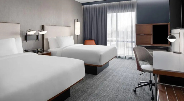 Двухместный номер Standard Courtyard by Marriott Lansing Downtown