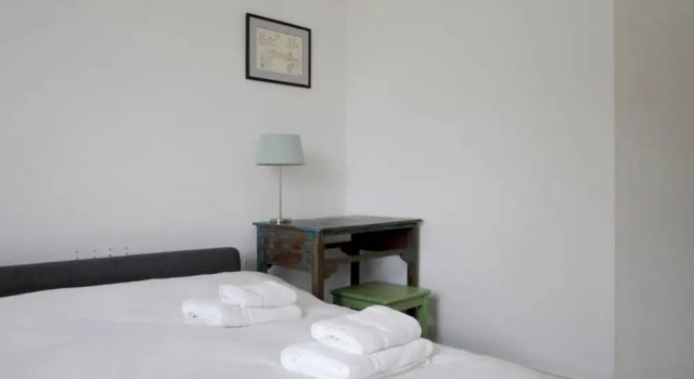 2 Bedroom Flat In New Town, Забронировать Отель Отели Эдинбурга 3 звезды, рядом с Памятник Вальтеру Скотту, 3*