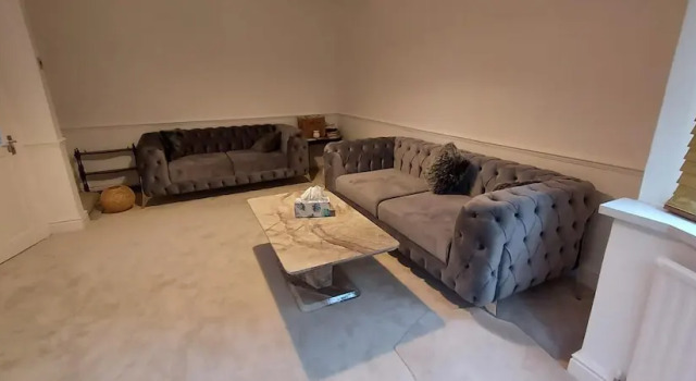 Stunning House in Hallgreen Birmingham, England, Varaa Hotelli Birmingham West Midlands