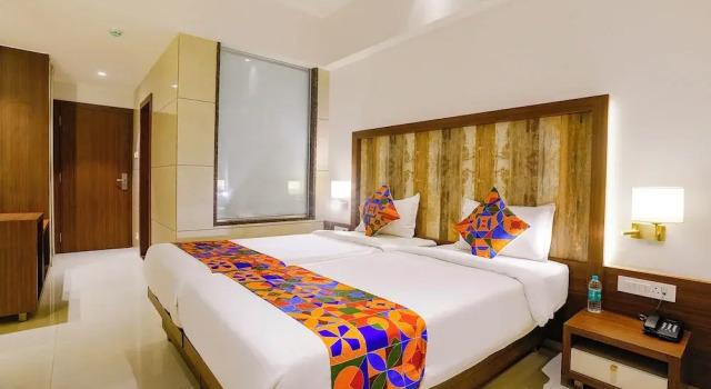 Номер Executive FabHotel Shubham Comforts
