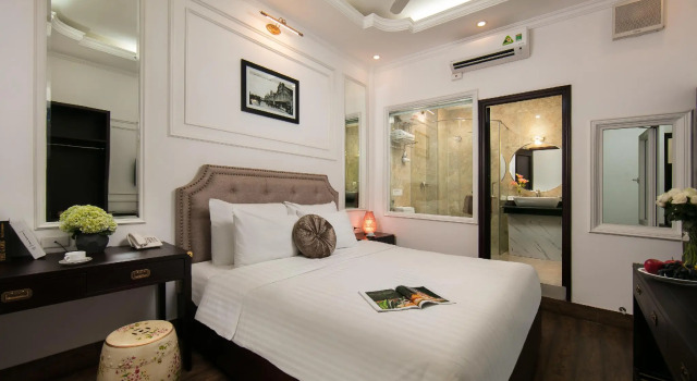 Номер Deluxe Golden Rooster Hotel