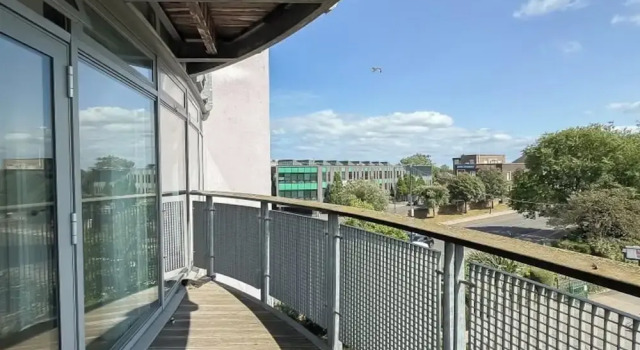 Flat - Sleeps 4 - Parking - Balcony - Pet Friendly, Забронировать Апартаменты/квартира Отели Сандерленда с парковкой, рядом с Sunderland Empire, Парковка