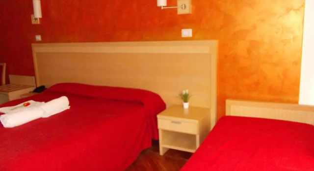 Трёхместный номер Standard Hotel Catania Town