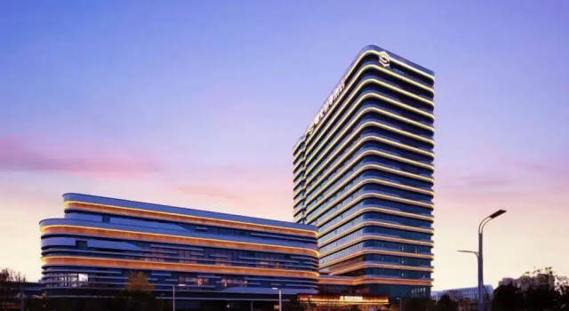 Sunstone Plaza Hotel, Book Hotel Binzhou Shandong