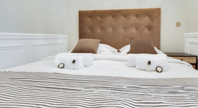 Lovely Flat in Central Paris Near Notre-Dame, Забронировать Отель Париж Иль-де-Франс, рядом с Станция метро Rambuteau
