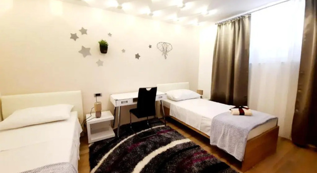 Апартаменты с 2 комнатами Split Symphony Garden: Modern, new Apartment (4+1), 5 min walk to ˝Firule˝ SAND BEACH, 12 min walk to CITY CENTER